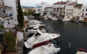 Apartamento con bonitas vistas al canal ref 337
