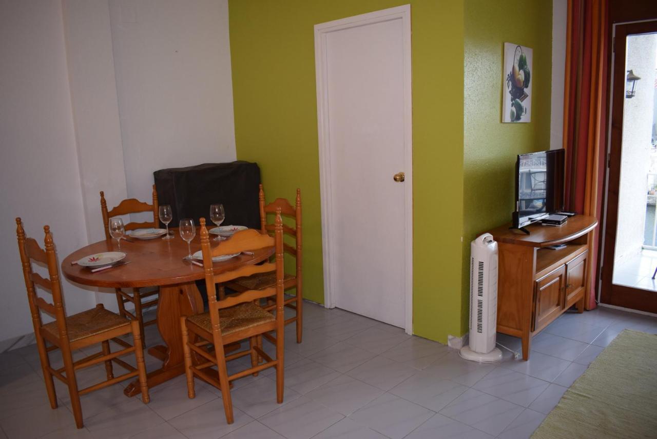 Apartamento con bonitas vistas al canal ref 337 Ampuriabrava Exterior foto
