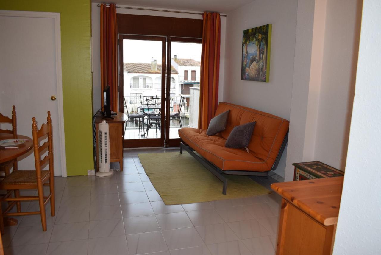 Apartamento con bonitas vistas al canal ref 337 Ampuriabrava Exterior foto